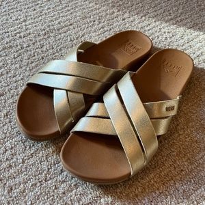 REEF Sandals - Gold - Size 8